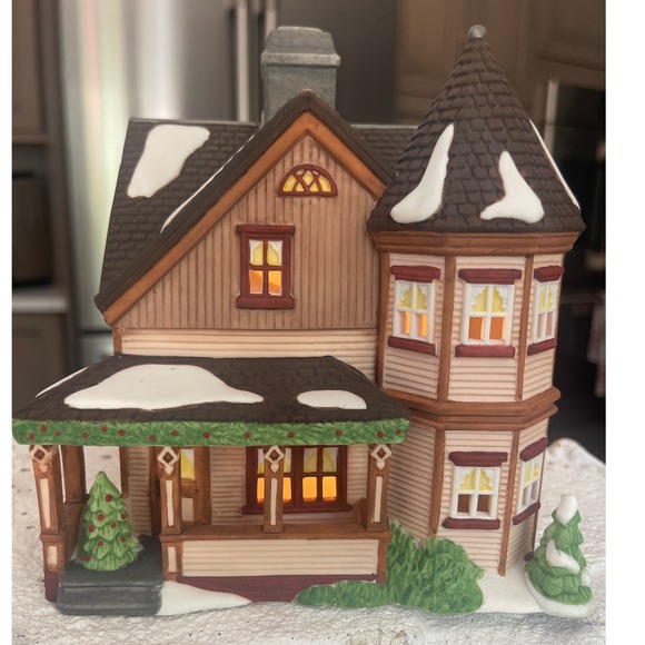 Department 56 Other - Dept 56 New England Village THOMAS T JULIAN House 56569 Heritage Village 1995